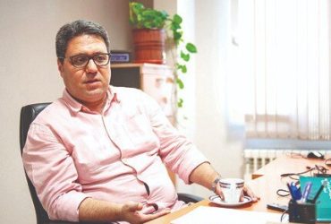 اعلام آمار‌های گوناگون از مهاجرت نخبگان و دانشجویان کمکی به جامعه مهاجرت‌زده نمی‌کند / سه نگرانی که در مورد کشور ما رخ نداده