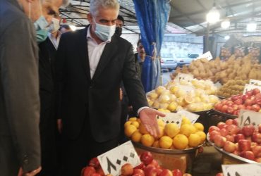 اختلاف قیمت میوه‌ها صدای استاندار را هم درآورد | توزیع میوه تنظیم بازار در بازارچه‌ میدان امام حسین