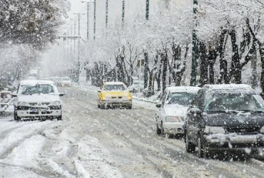 کاهش ۸ درجه ای دمای گیلان/ احتمال بارش برف و باران در جلگه