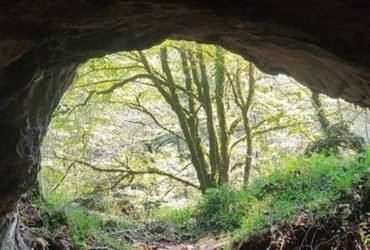 کشف یک غار ماقبل تاریخ در در منطقه سیاهکلرود رودسر
